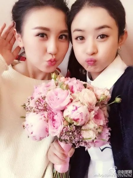 赵丽颖的表妹好美！还有哪些明星有个比自己还美的亲戚？