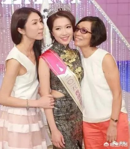 梁洛施前夫壕掷一亿为小26岁新欢买房，她是谁？