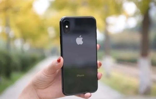 苹果为什么开放降级通道？