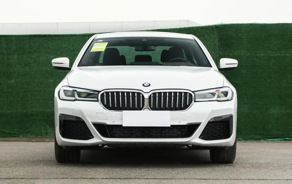 官宣！中大型车质量最新排行榜：雷克萨斯ES丢冠，奔驰E级前五！