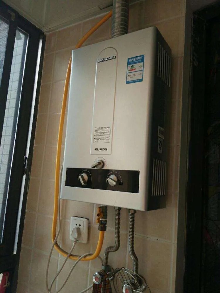 燃气热水器燃气管怎么接