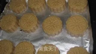 莲蓉月饼