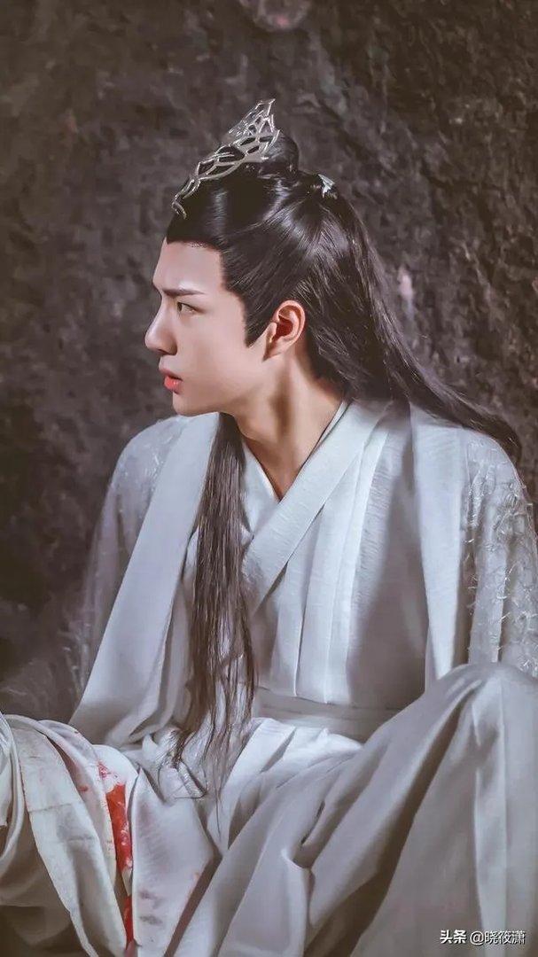 大家有肖战、王一博的壁纸吗，分享一下