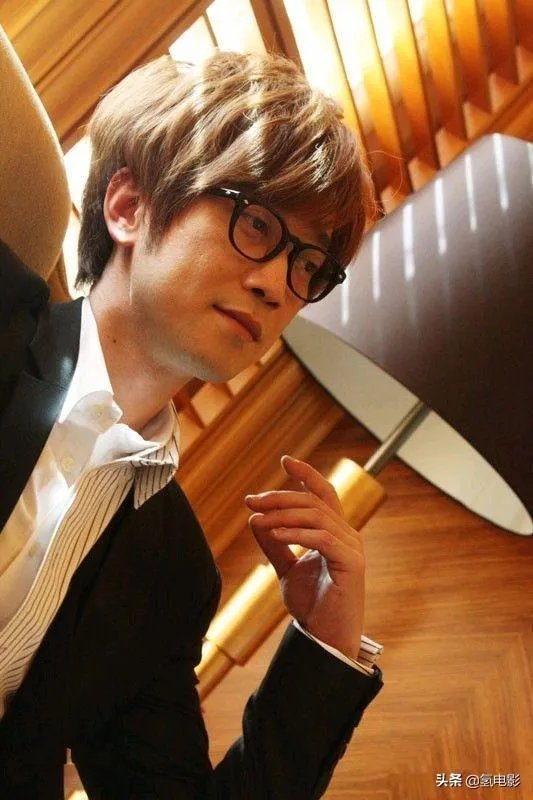 为什么《我是歌手》、《中国好声音》都将周传雄拒于门外？