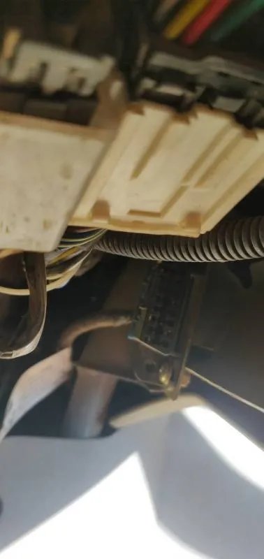 福迪汽车探索者3有没有OBD，如果有哪位置在哪