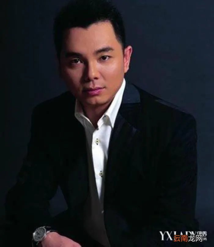 李厚霖现任妻子李佳薇是真的吗 李厚霖现任妻子