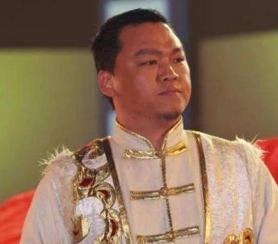 遭遇车祸不幸英年早逝的明星都有谁？