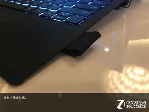 可插SIM卡的骁龙本 惠普ENVY x2上手组图