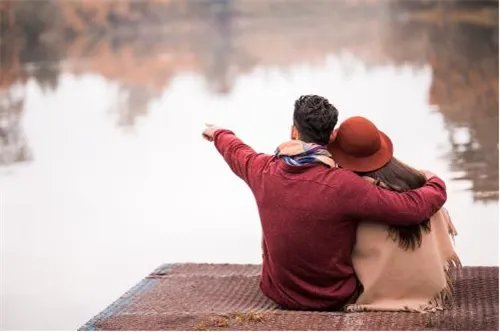 朋友圈感谢老公的话语 老公生日送什么礼物