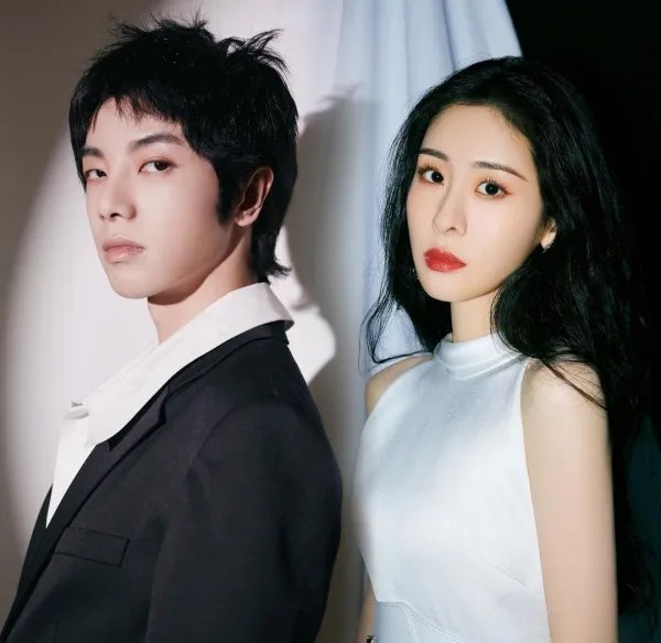 一件事情华晨宇也在微博里面阐述了一个这个女儿真的是非常的可爱