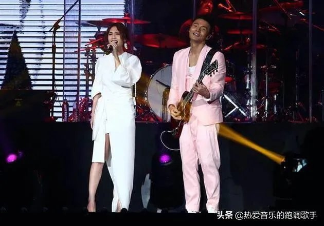 李荣浩求婚杨丞琳是真的吗？