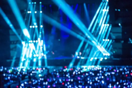 央视网评被透支的粉丝经济说了什么？