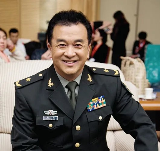 揭秘黄宏被抓原因 昔日春晚小品演员免职真相