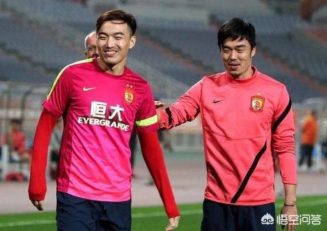 如何分清楚赵旭日和冯潇霆？