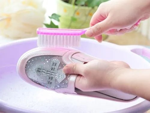 怎样清洗运动鞋?