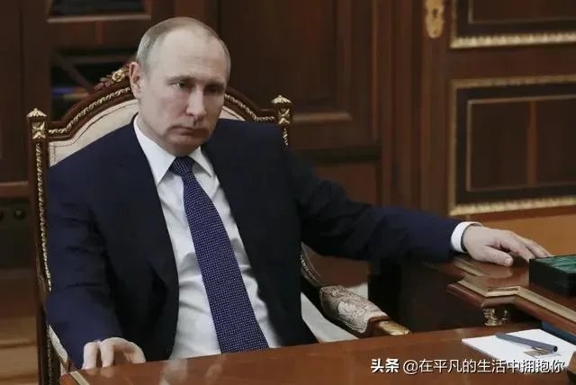 不觉得俄罗斯疫情过于快速吗？你是否觉得这其中有些诡异？