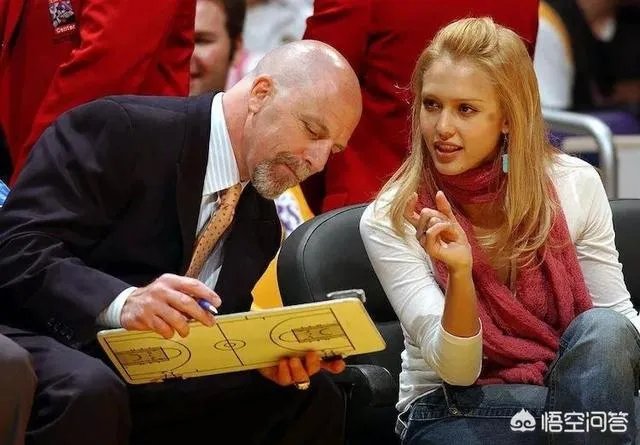 在湖人队没有夺冠基础的情况下,詹姆斯为什么选择去湖人?