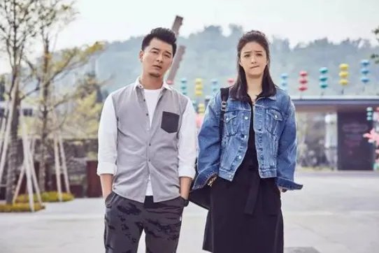 他苦追袁姗姗四年，后与王鸥订婚，还是杨幂同学，他究竟是谁？