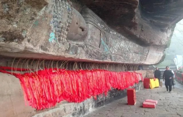 重庆出发3天自驾游攻略求推荐？