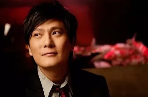 爱如潮水原唱是谁