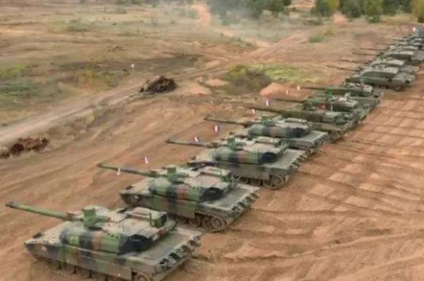 开坦克的贝塔是什么梗，出自哪里？