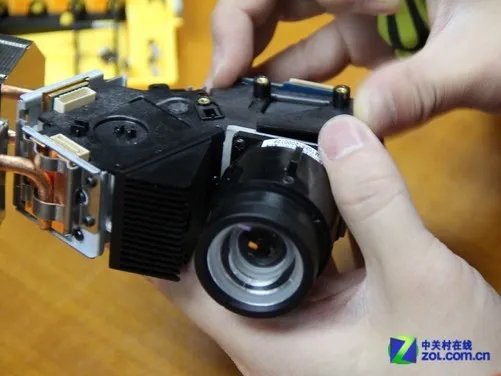 DIY投影机 必不可少的五大部件解析