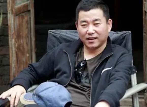 潘长江的弟弟原来是熟悉的他,和潘长江完全不一样,他到底是谁?