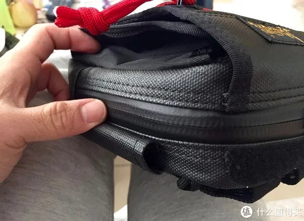 从麦格霍斯黑标系列附包谈起