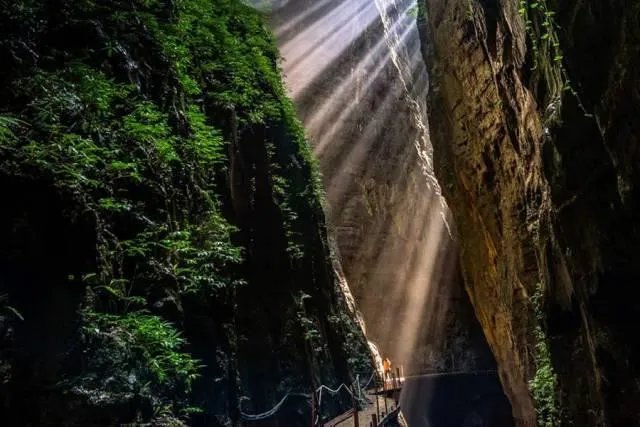 重庆出发3天自驾游攻略求推荐？