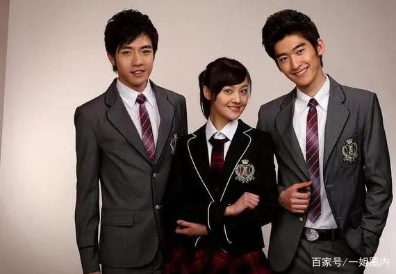 被烧伤后的俞灏明大变样，现在发展的怎么样？