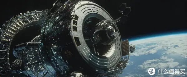 15部外星人入侵,守护地球大场面影片推荐~(经费在燃烧)视觉奇观,建议收藏!(附:视频链接)