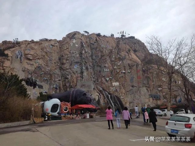 一家三口到威海旅游三天,有哪些景点、住宿和美食值得推荐?