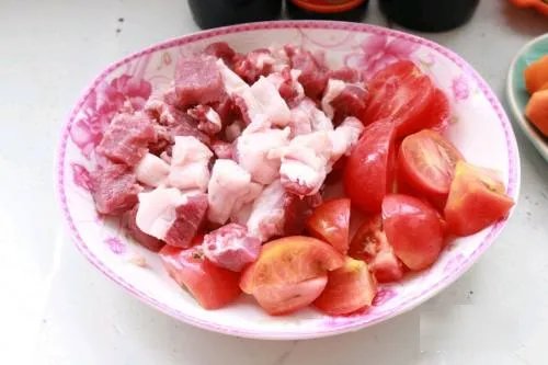 牛肉炖土豆的做法