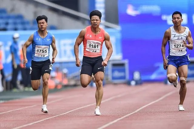 田联洲际杯，苏炳添摘银，网友称苏炳添没发挥好，没有跑进10秒，对此你怎么看？