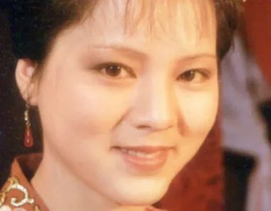 贾宝玉对袭人是什么样的感情？为何那么依恋她