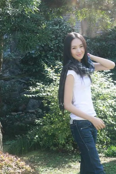 演员童谣个人资料 张默前女友童谣美图欣赏