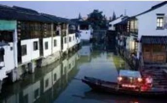 上海朱家角古镇好玩吗?是否值得一去?