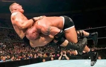 WWE送葬者的21连胜和高柏的173连胜谁的含金量高?