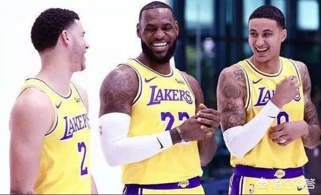 库兹马近期的表现如何？