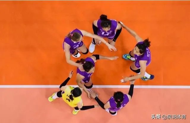 一传不稳、进攻乏力，恒大女排不敌伊萨无缘四强。你怎么看？