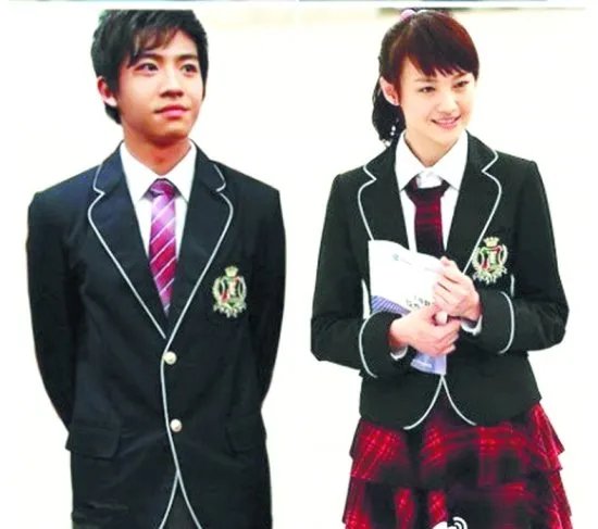 遵义四中艾利斯顿校服多少钱