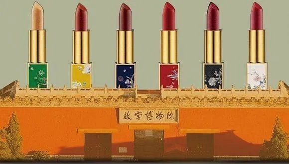 故宫神武门现巨型御猫!近几年故宫都还有哪些神操作?