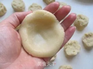 莲蓉月饼