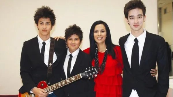 韦紫湦的家庭介绍