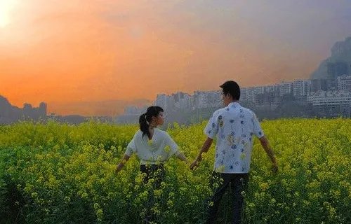 情侣吵架后如何修复感情