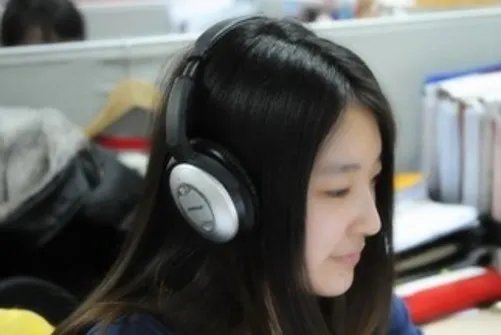 集多功能于一身！乐果Q7便携音箱评测