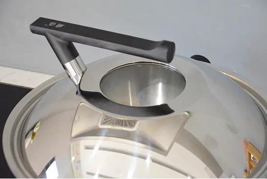 自动烹饪乐趣加分 老板电器无人锅让你秒变大厨