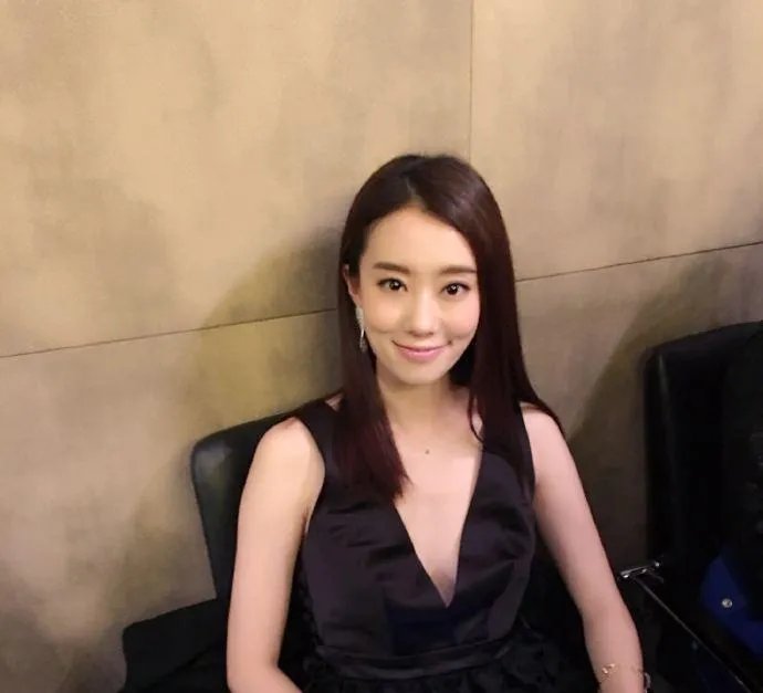 关于袁姗姗就节目里说张小斐打呼一事道歉，你有何看法？