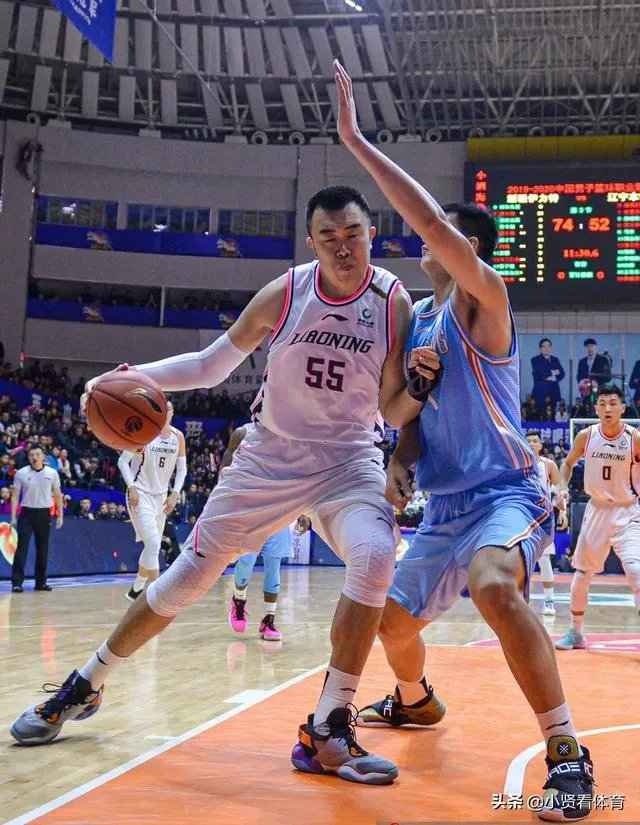 今年辽宁男篮战绩继续不佳，郭士强会下课吗？会不会换外援？为什么？