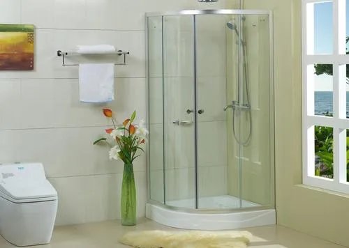 淋浴房玻璃多厚
